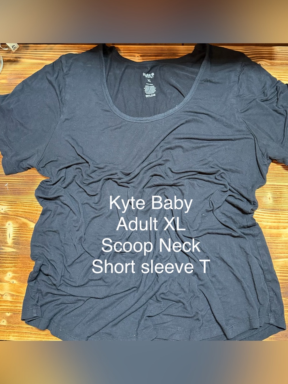 Kyte BABY Black Scoop Neck Short Sleeve Tee